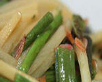 笋干炒蕨菜