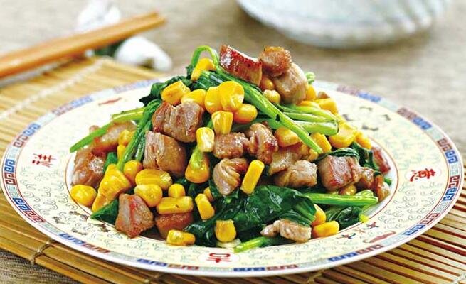 菠菜玉米炒猪肉