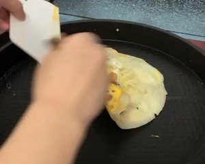 金黄的鸡蛋煎饼9