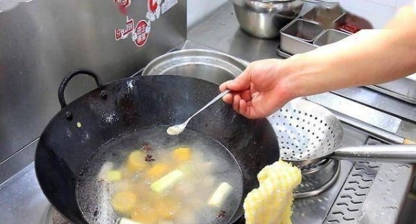 玉米山药排骨汤怎么做-玉米山药排骨汤的做法8